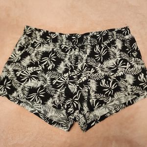 Drawstring Vacation Shorts!